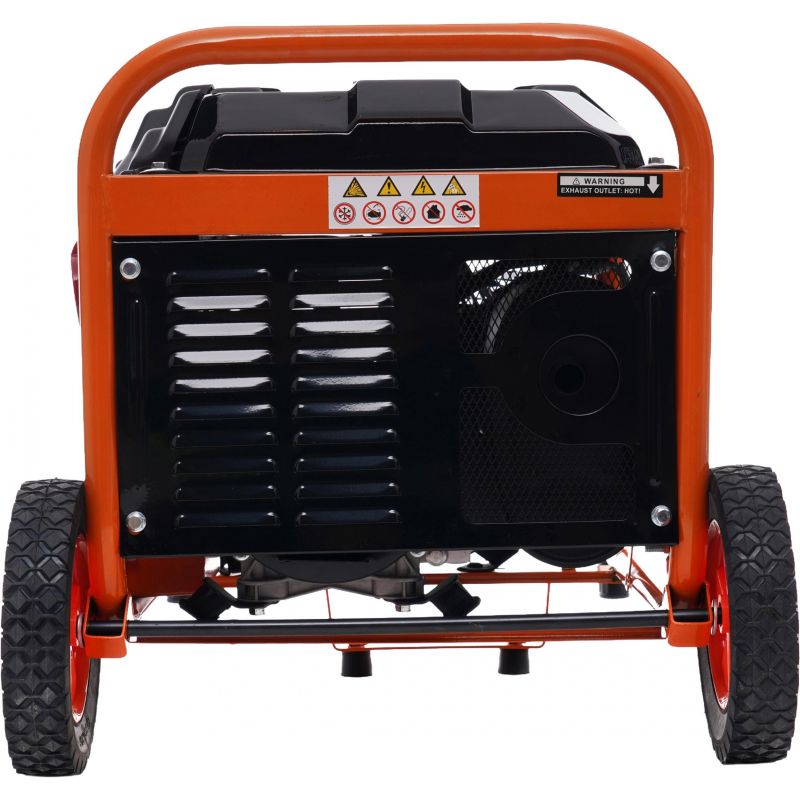 Agregát generuje 3500 W, napätie 12/230 V / 380 V, model KD163