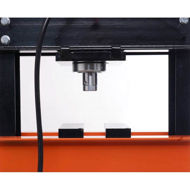 Kompresor s piestovým pohonom 1,5 kW, 2 valce, model KD1401