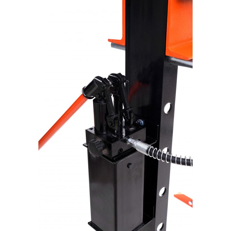 Kompresor s piestovým pohonom 1,5 kW, 2 valce, model KD1401