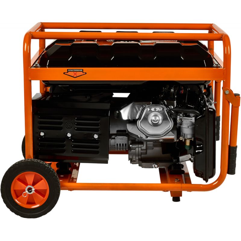 Agregát generuje 5500 W, 12/230 V/380 V, model KD165