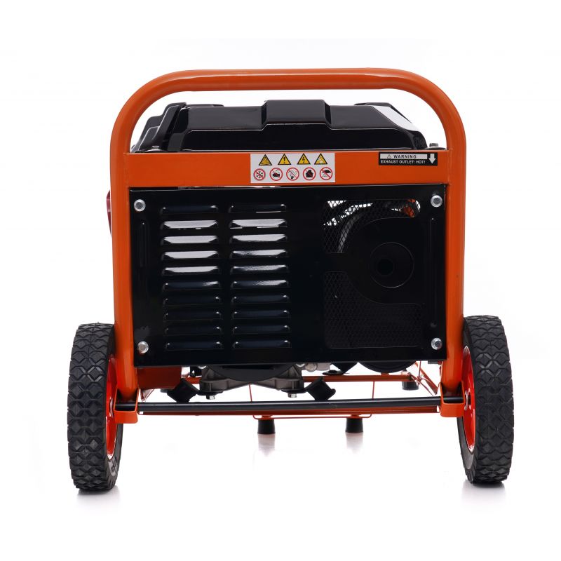 Agregát generuje 3500 W, napätie 12/230 V / 380 V, model KD163