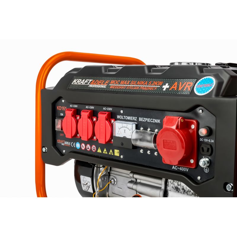 Agregát generuje 3500 W, 12/230 V/380 V, model KD161