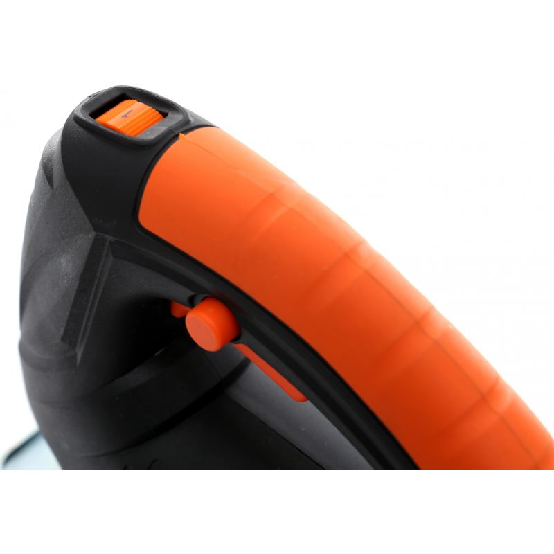 Wyrzynarka 700W KD1675