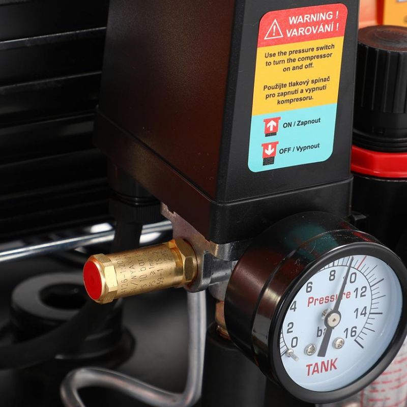 Kompresor bezolejowy 100l 3000W KD1389