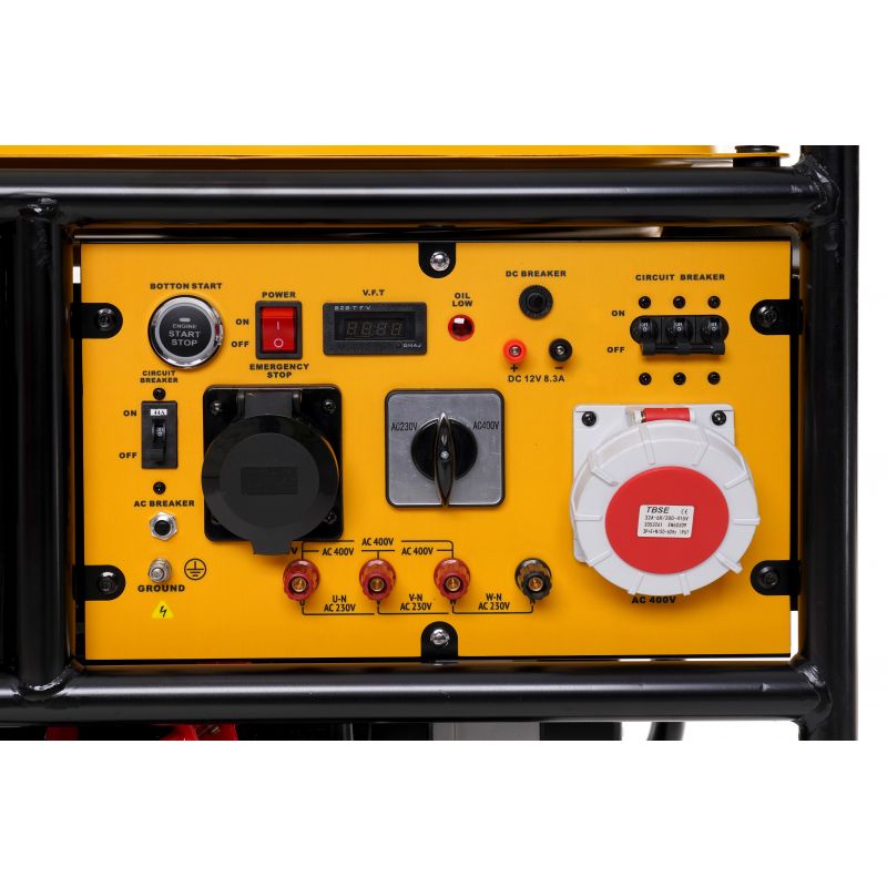 Trojfázový generátor s výkonom 13 / 15 kW, model KD196