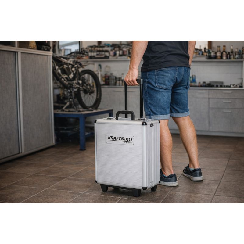 Kompresor s piestovým pohonom 5,5 kW, 3 valce, model KD1406