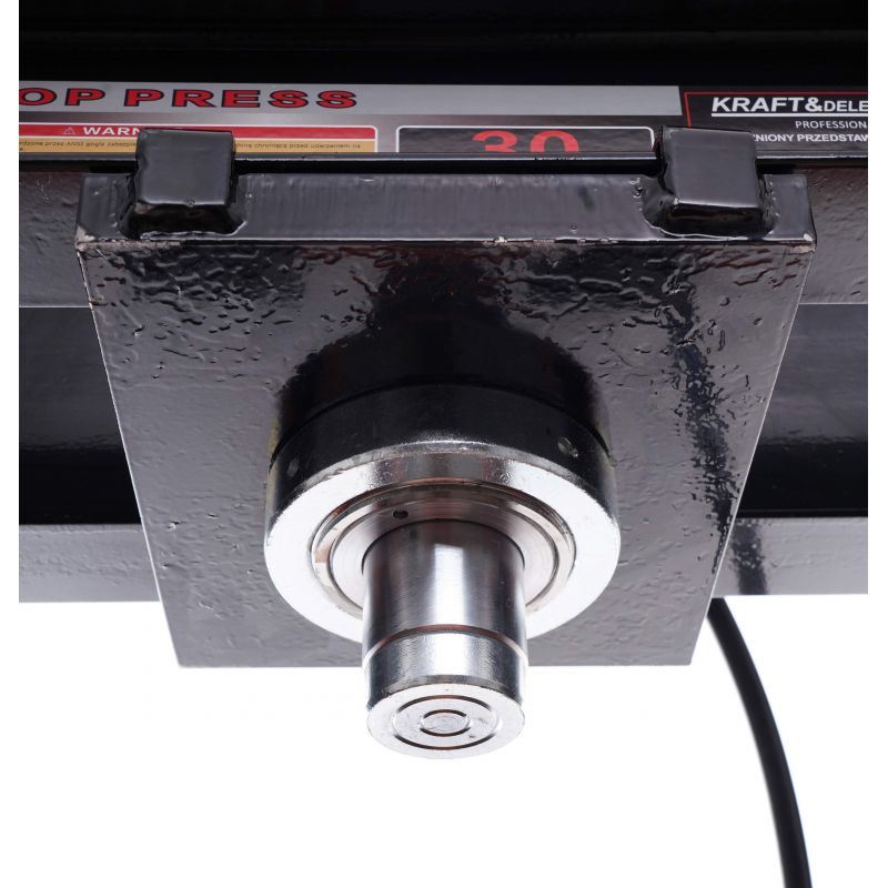 Kompresor s piestovým pohonom 1,5 kW, 2 valce, model KD1401