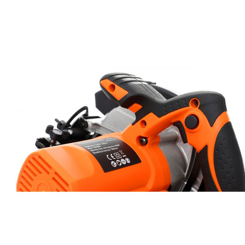 Pilarka ręczna tarczowa 2450W laser KD1522