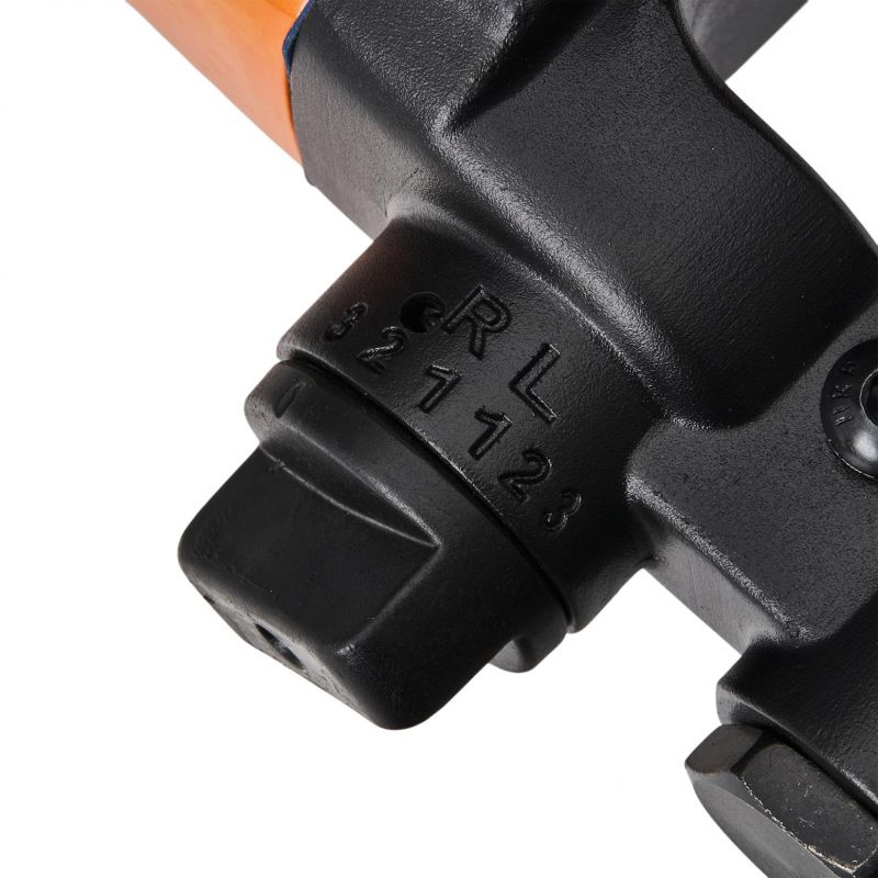 Klucz udarowy pneumatyczny 1" 5500Nm + walizka + 2 nasadki KD5781