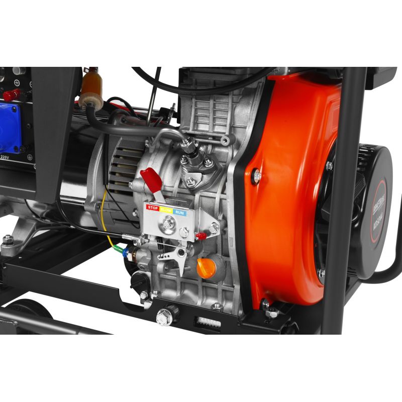 Generátor 7kW Diesel 230V 32A KD3244