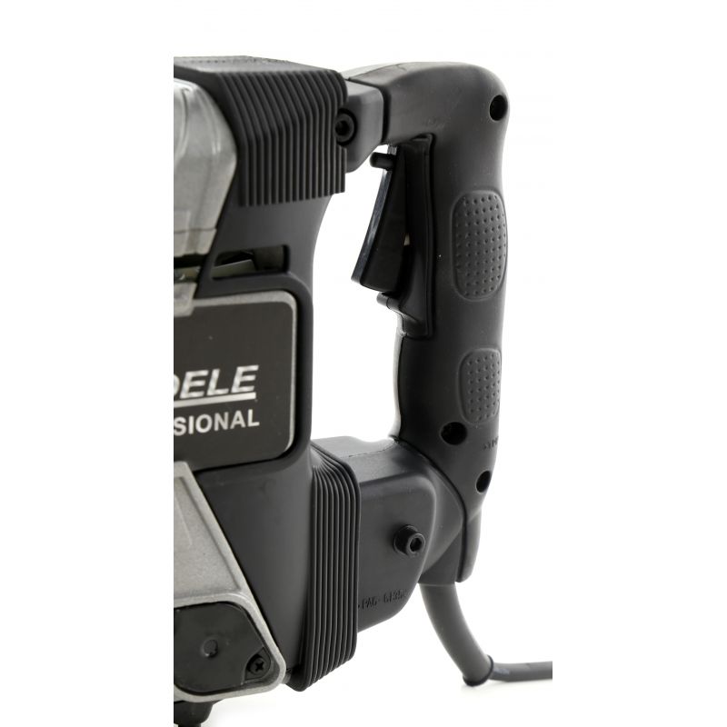 Młot wyburzeniowy 3200W 63J KD1545