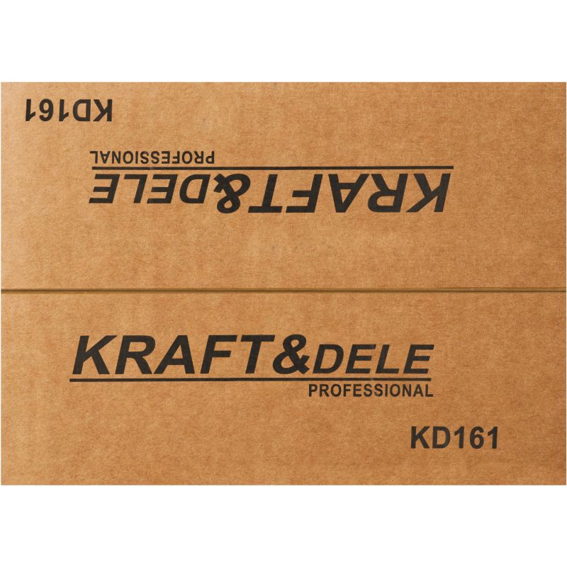 Agregát generuje 3500 W, 12/230 V/380 V, model KD161
