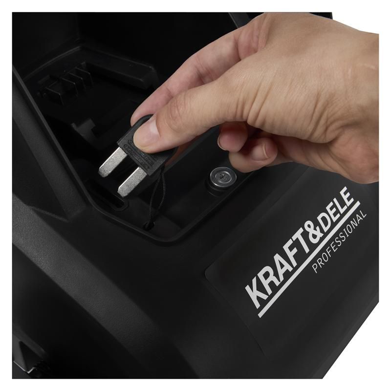 Akumulátorová kosačka 21 V, 4 Ah, 32 l, model KD5550