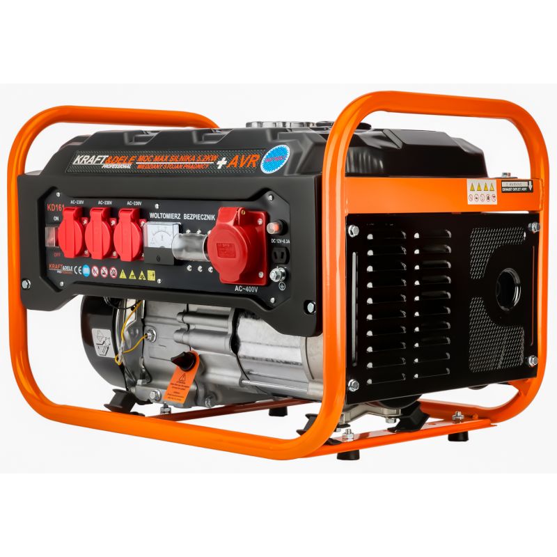 Agregát generuje 3500 W, 12/230 V/380 V, model KD161