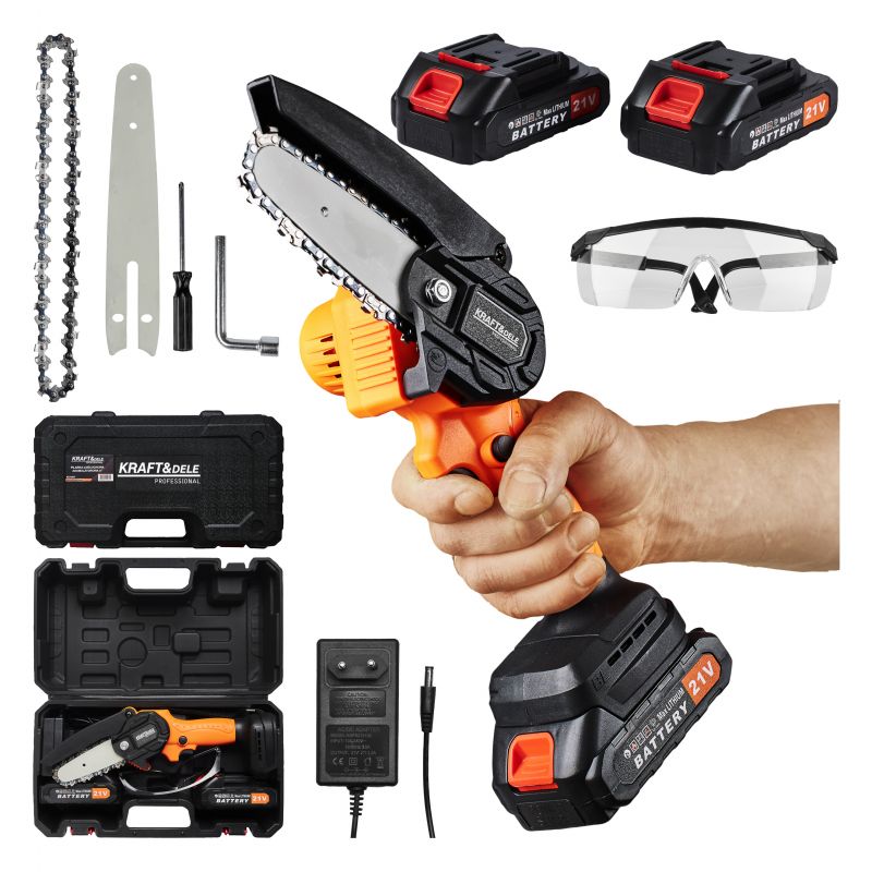 ["Typ: text", "Zdrojový jazyk: pl", "Cieľový jazyk: sk", "Text: Reťazová píla akumulátorová 4" 21V KD10627", "Obrázok: null"]