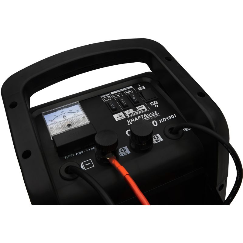 Prostownik z rozruchem 180A 12/24V KD1901