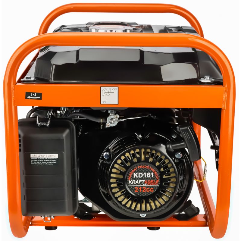 Agregát generuje 3500 W, 12/230 V/380 V, model KD161