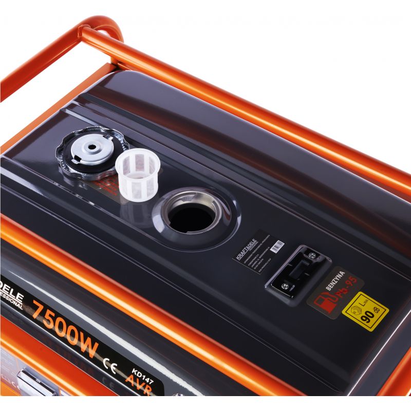 Generátor produkuje 7500 W, 230/400 V, model KD147