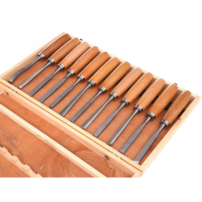 Sada 12 rezbárskych dlát. KD11775