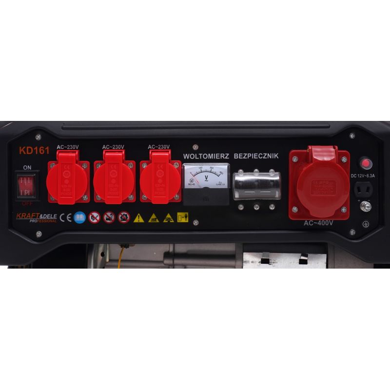 Agregát generuje 3500 W, 12/230 V/380 V, model KD161