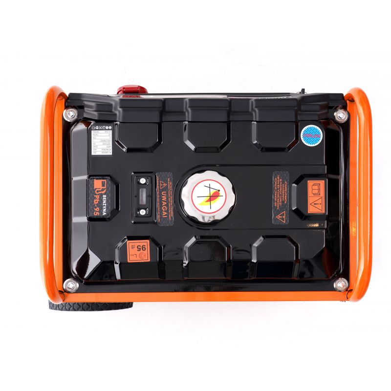 Agregát generuje 3500 W, napätie 12/230 V / 380 V, model KD163