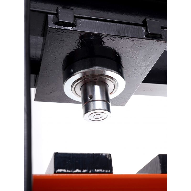 Kompresor s piestovým pohonom 1,5 kW, 2 valce, model KD1401