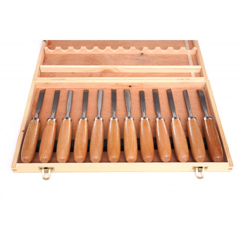 Sada 12 rezbárskych dlát. KD11775