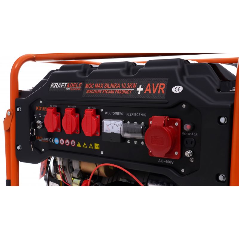 Agregát generuje 5500 W, 12/230 V/380 V, model KD165